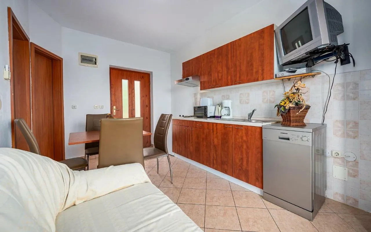 Apartment Drenje 5